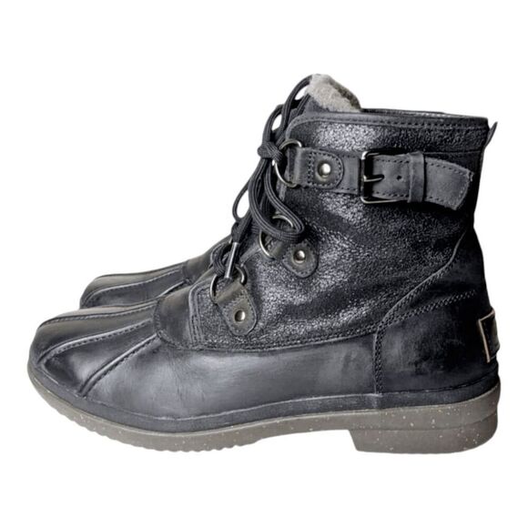 UGG Cecile Lace-Up Waterproof Ankle Boot Size 9 - Picture 2 of 9